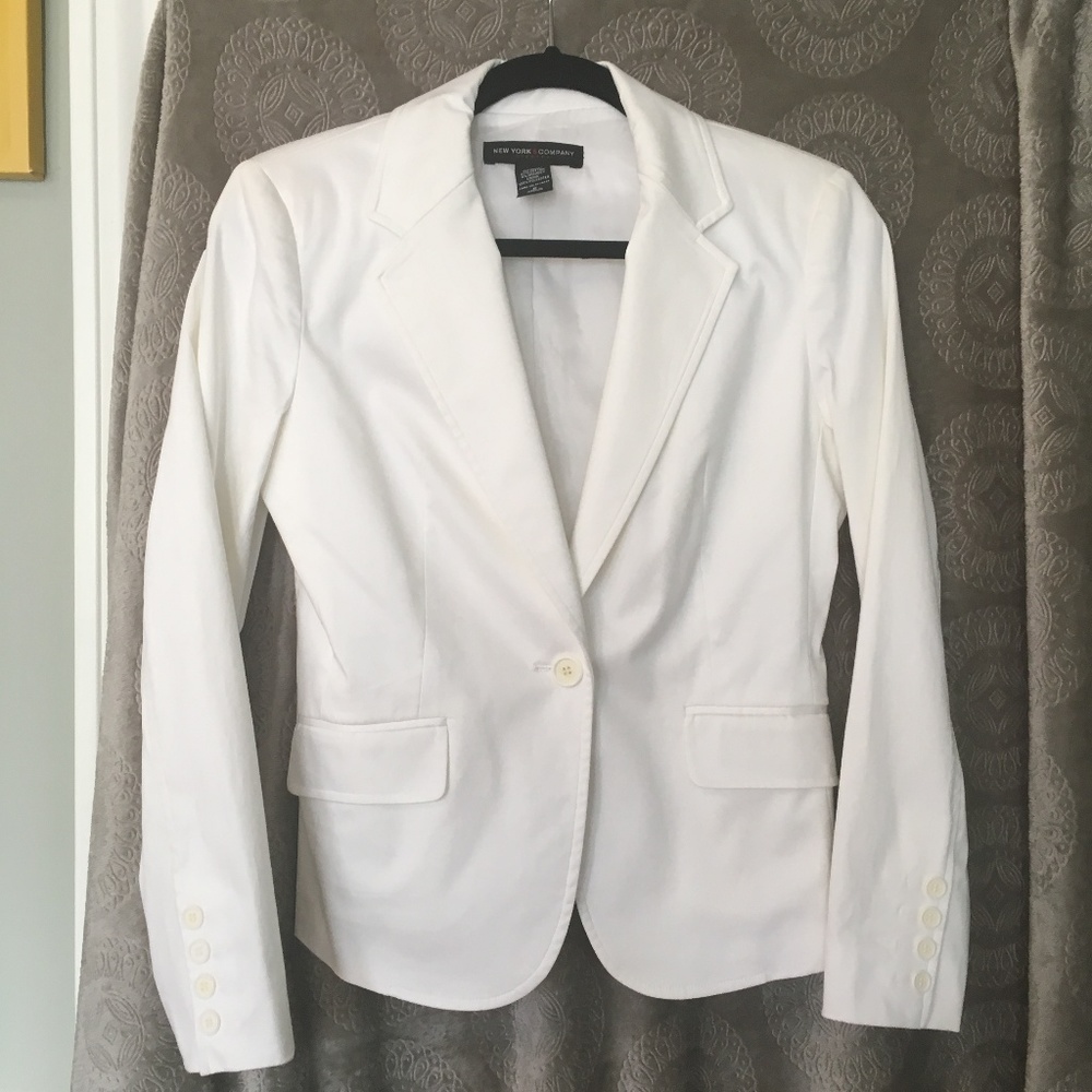 Women's White Blazer - Size 6
